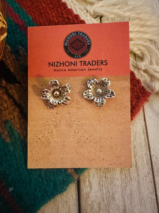 Handmade Sterling Silver Flower Stud Earrings Signed Nizhoni